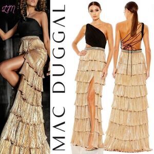 Mac Duggal‎ 26742 Metallic One Shoulder Ruffle Tiered Gown Size 4 Gold Black